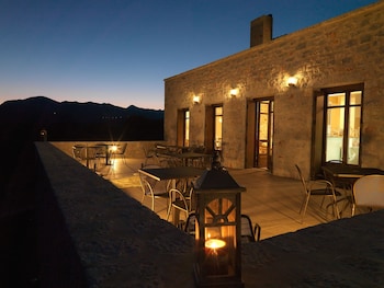 kamares villas