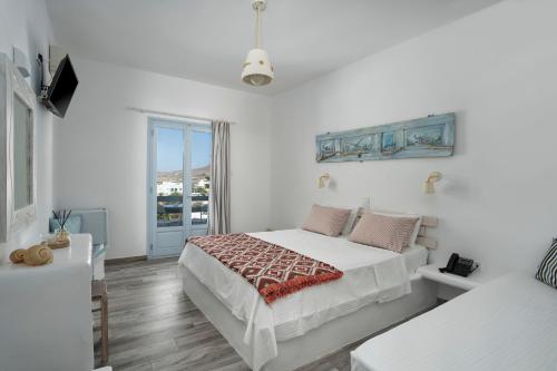 iris hotel