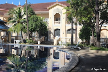 Club Morocco Beach And Country Club,Subic>>Central Luzon,3 star