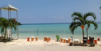 Aizawa Beach Resort,Central Visayas>>Cebu,2 star