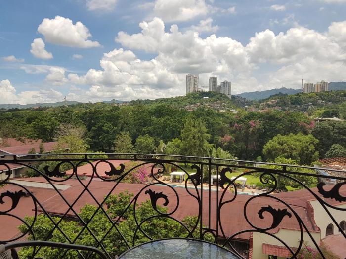 sophia suites residence hotel