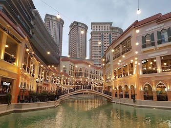 Luxe In Venice - The Venice Residences,Near Venice Grand Canal Mall,3 star