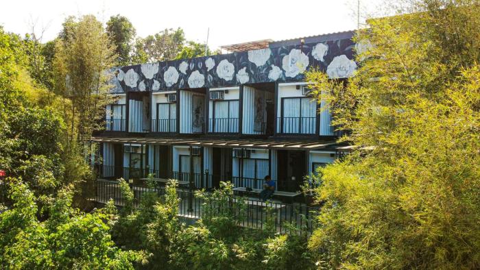 containers by eco hotels