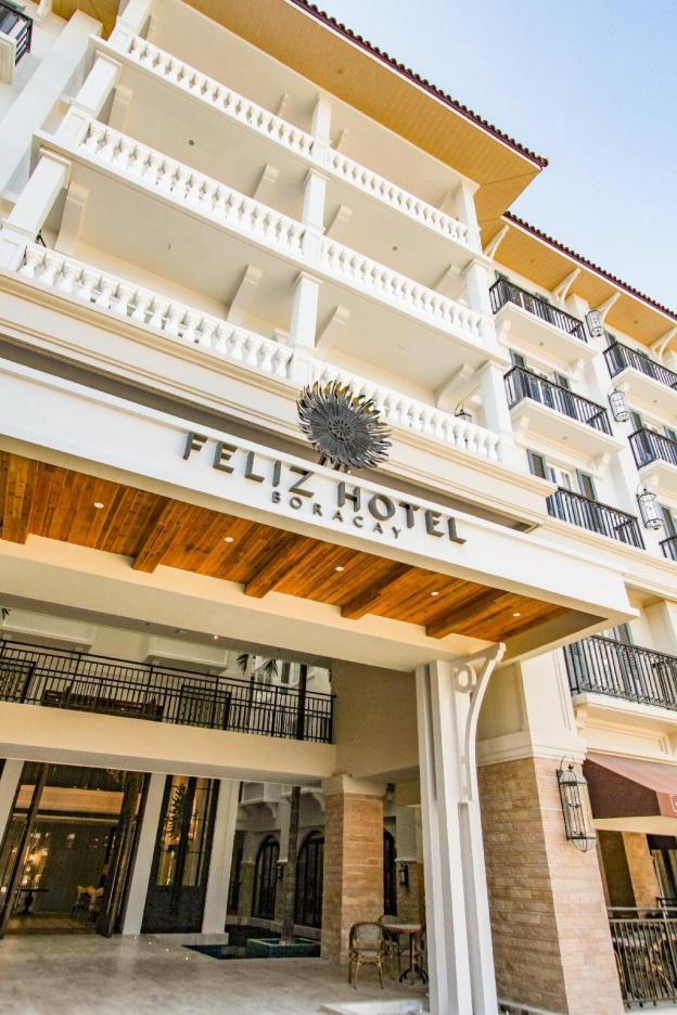 Feliz Hotel Boracay Managed By Enderun Hotels,Balabag>>Aklan,4 star