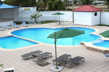Auberge Pont-Gaudin,Gonaives>>Dessalines,3 star