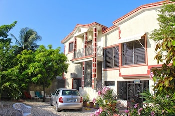 Marcie Guesthouse Hotel And Restaurant,Petionville>>Carrefour,3 star