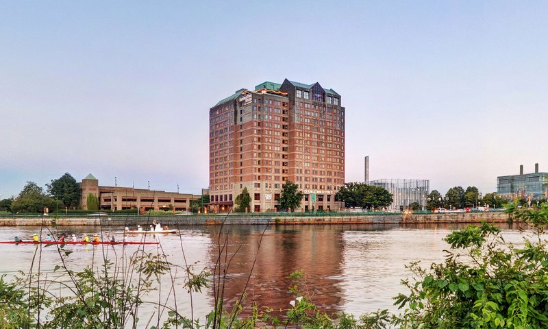 doubletree suites by hilton hotel boston cambridge