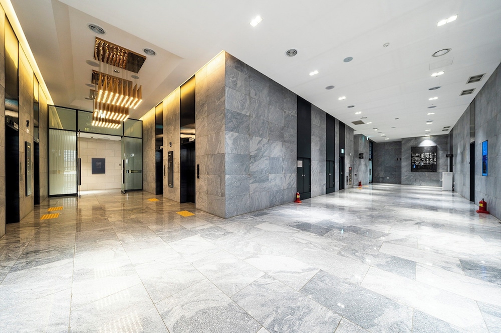 Hotel Lacky Cheongju,South Korea>>Cheongju,3 star