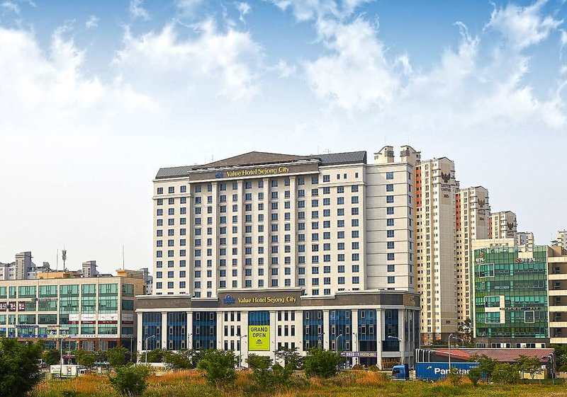 Osong H Hotel Sejong City,On A Lake,4 star