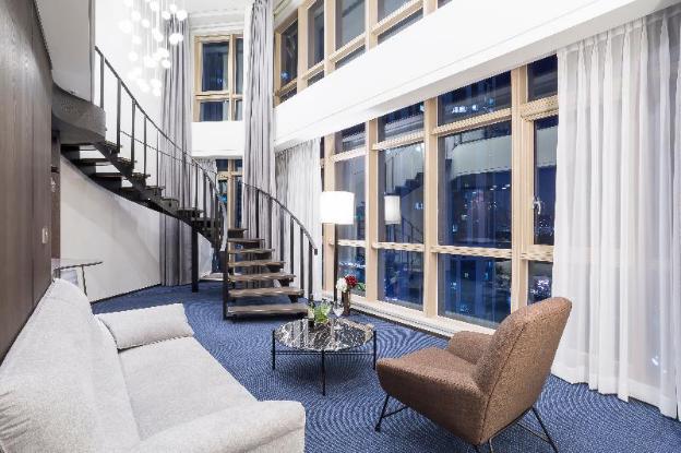 centum premier hotel