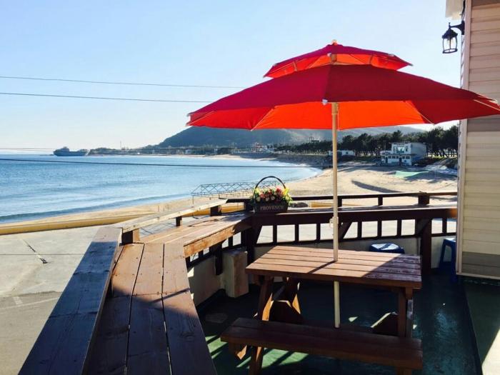 Yeongduk Blue Beach Pension,Near The Beach,2 star