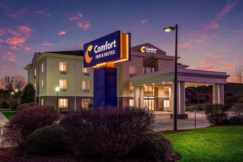 Comfort Inn & Suites,Brevard>>Asheville,3 star