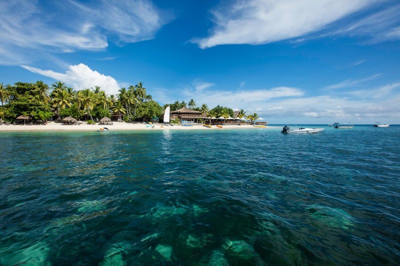 Castaway Island Fiji,Bounty Island>>Beachcomber Island,4 star