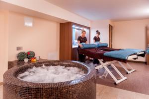 Gomersal Park Hotel & Dream Spa,Bradford>>Birkenshaw,3 star