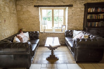 The Crown At Marnhull Inn