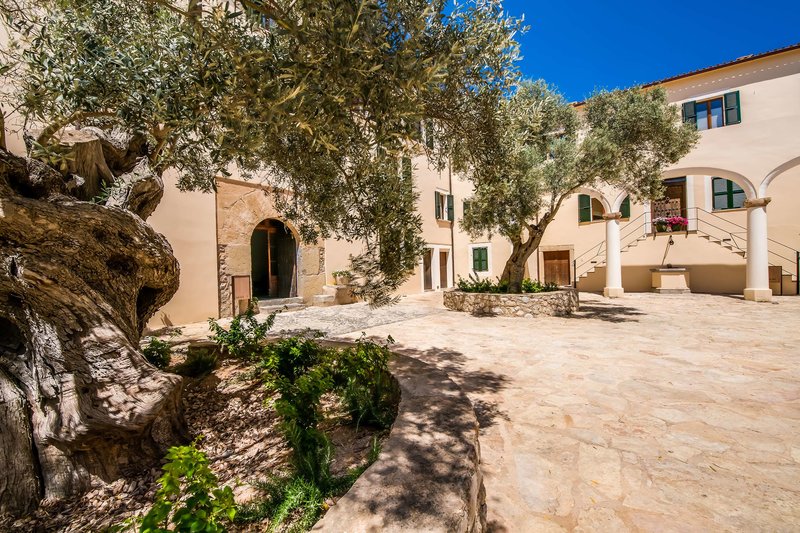 Carrossa Hotel & Spa,Llevant>>Arta,5 star