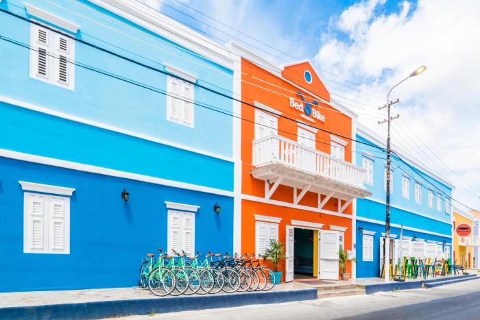 bed and bike curacao hotel