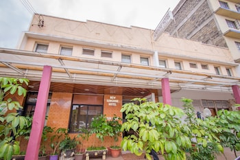sunshine hotel tengecha