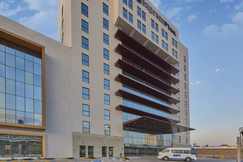 city express plus by marriott leon centro de convenciones