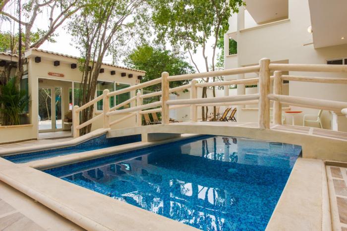 Casa Del Ã�Rbol Condo,Playa Del Secreto>>Playa Del Carmen,3 star