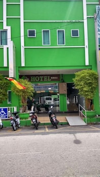 Green Hotel