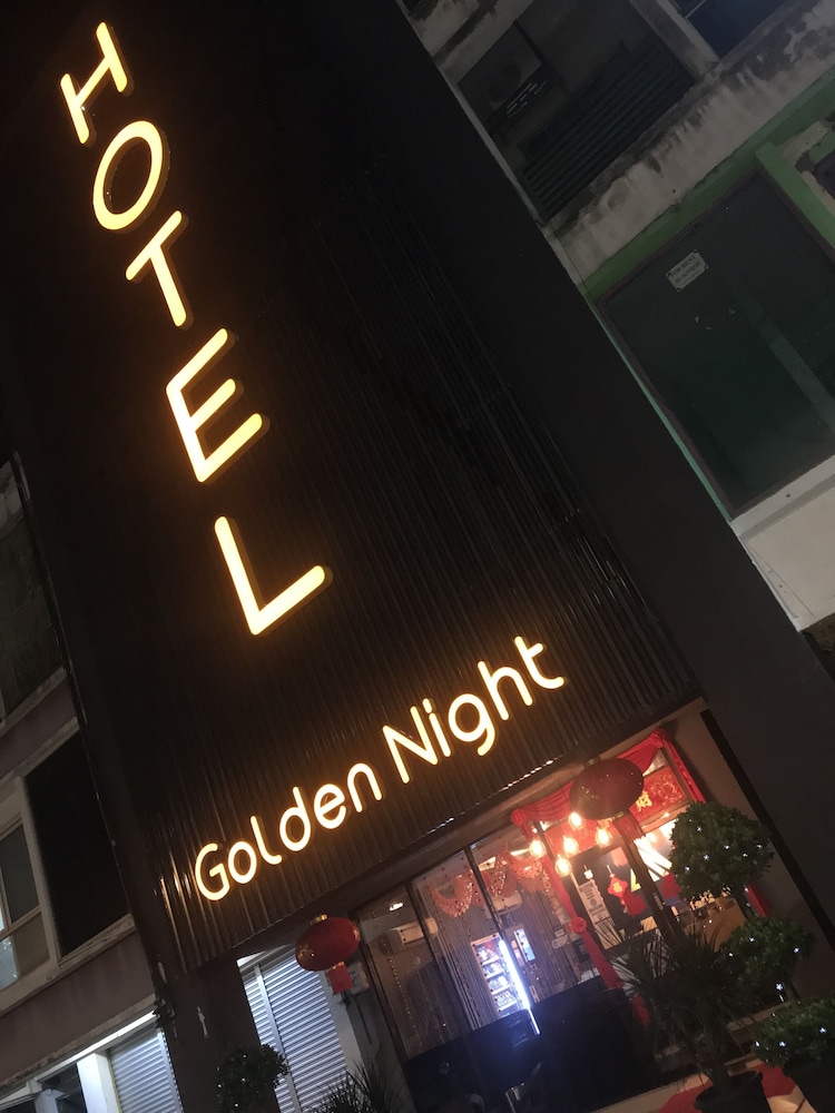 golden night hotel