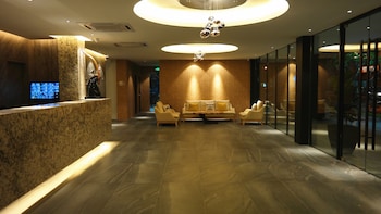 hotel legend boutique