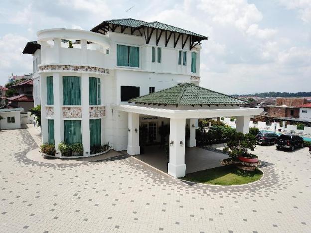 Casa Bianca,Kluang>>Johor Bahru,3.5 star