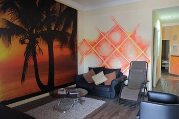 Natol Motel L.A (Adults Only),Near Vivacity Megamall,3 star