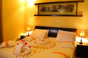 Abay Minch Lodge,West Gojam>>Bahir Dar,4 star