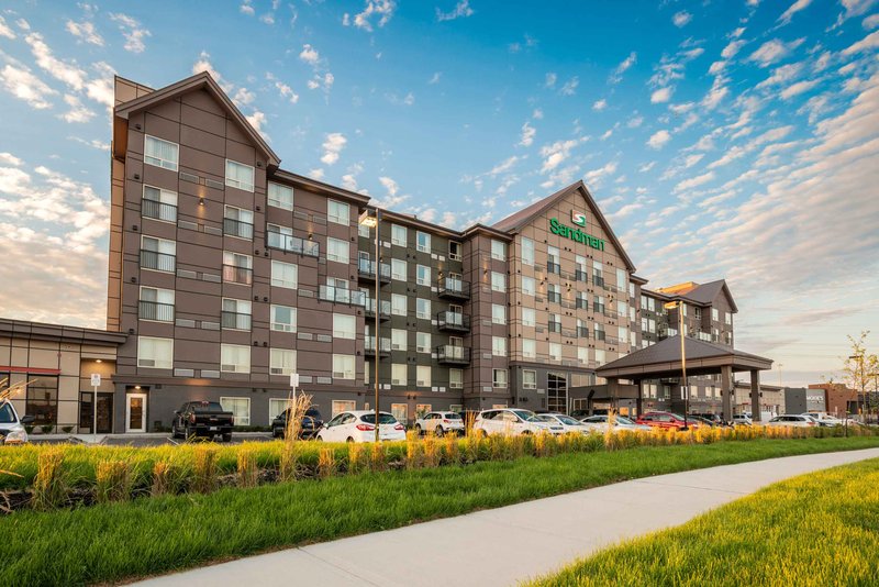 Sandman Hotel Hamilton,Oakville>>Hamilton,3.5 star