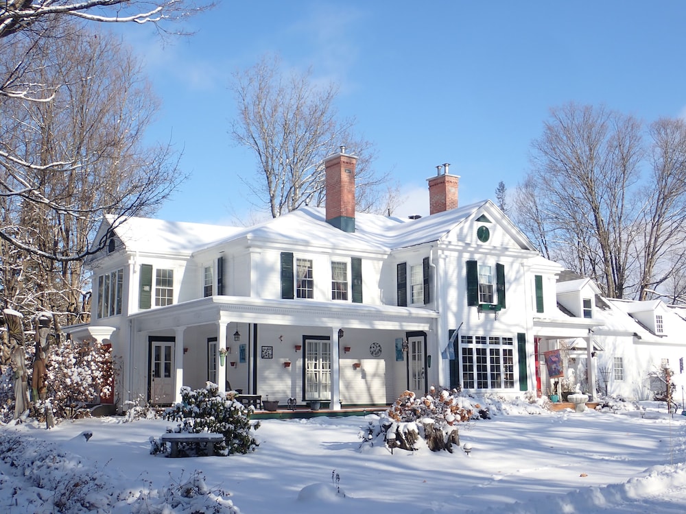 Lee Farm Inn,Ayers Cliff>>Austin,5 star