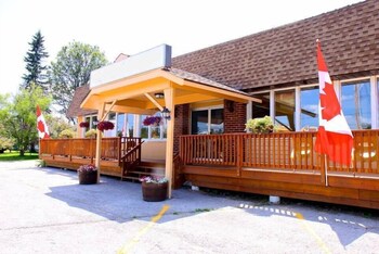 Lakeside Inn,Bancroft>>Addington Highlands,3 star