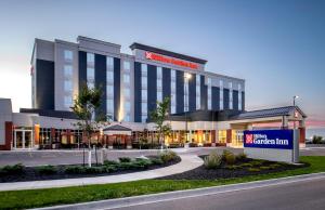 hilton garden inn winnipeg south