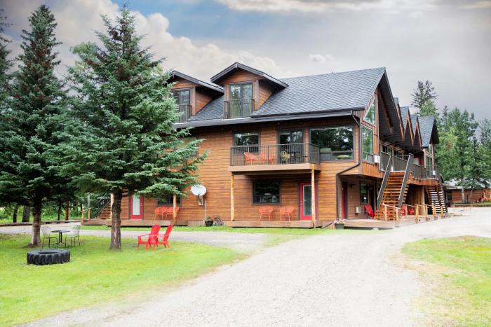 Jasper Gates Resort And Rv,Edson>>Brule,2 star
