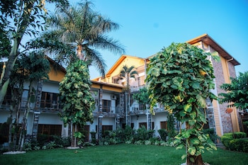 pearl residence hotel