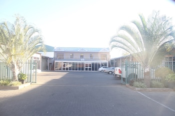 City Inn Lodge,Supa Ngwao Museum>>Francistown,1 star