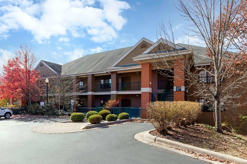 Hilton Vacation Club The Falls Village Branson,Near Titanic Museum,4 star