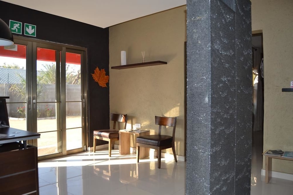 La Signature Guest House,In The Suburbs,3 star