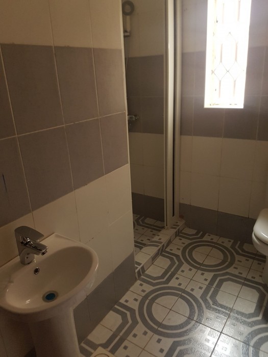 The Explorers Hub,Near The Acacia Mall,3 star