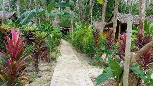 Lanta Maikeaw Bungalow,Ko Lanta>>Klong Nin Beach,3 star