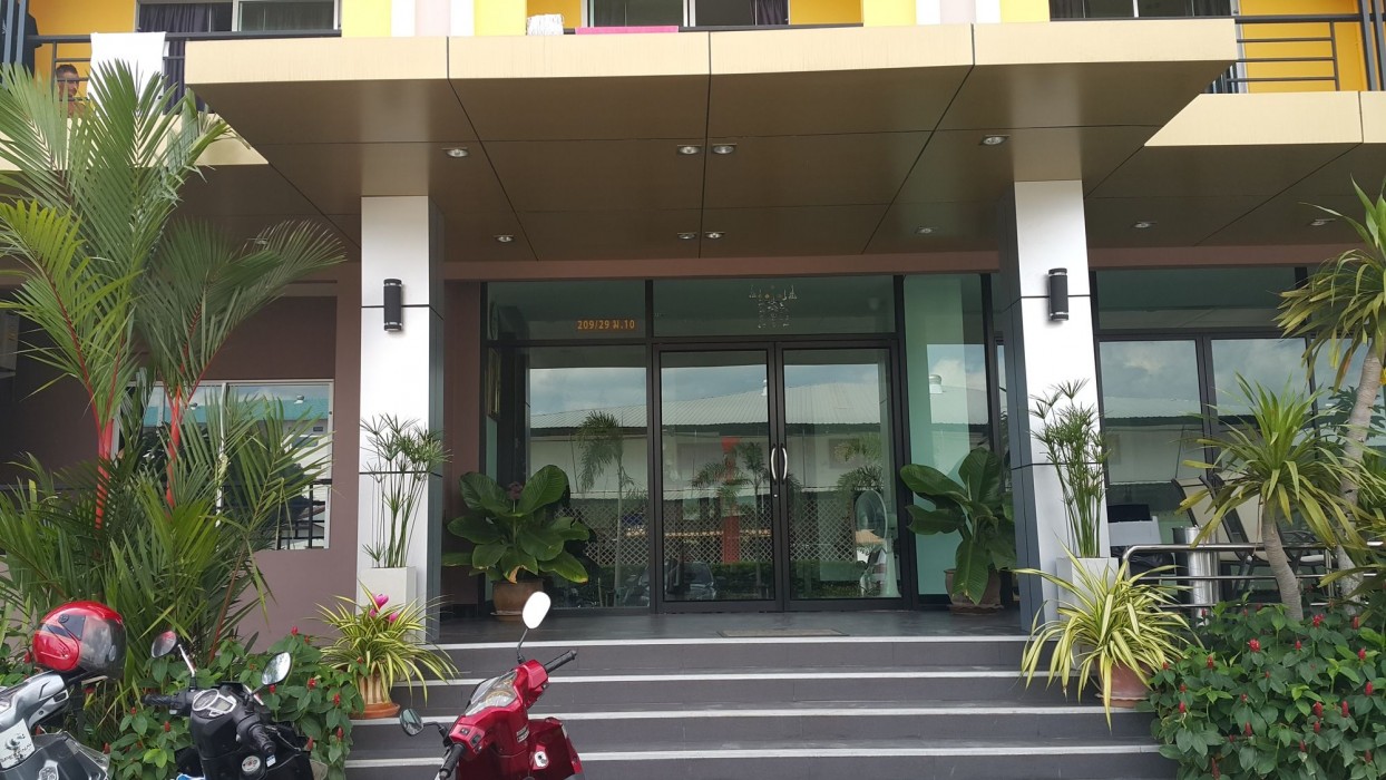 B Space Residence,Jomtien>>Bang Lamung,3 star