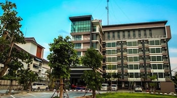 the convenience hotel