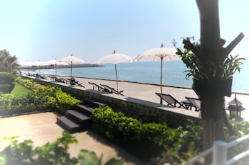 Chomtalay Resort At Had Chaosamran Beach,Cha-Am>>Ban Laem,4 star