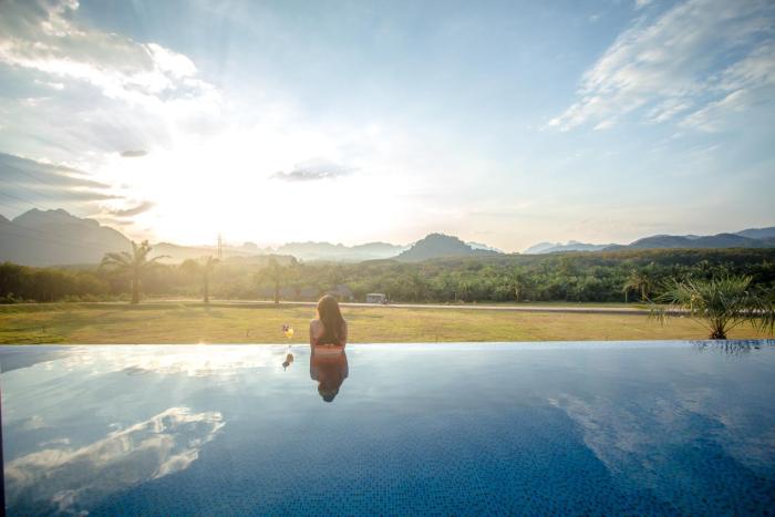 Belong Jin The Dam Hotel & Resort,Khao Sok National Park>>Ban Ta Khun,3 star