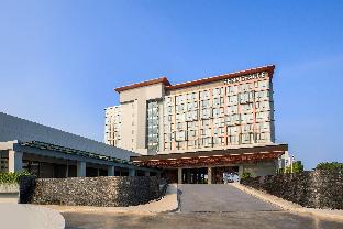 renaissance pattaya resort and spa