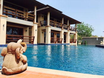 elegancy resort hua hin