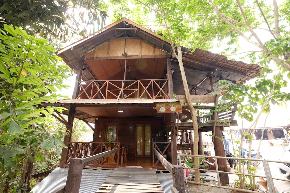P&P Coffee & Resort Mae Sariang,Mae Hong Son Province>>Mae Sariang,2 star