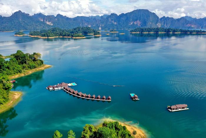 500 Rai Khao Sok Floating Resort,Khao Sok National Park>>Ban Ta Khun,3.5 star