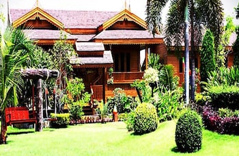 p n gold resort